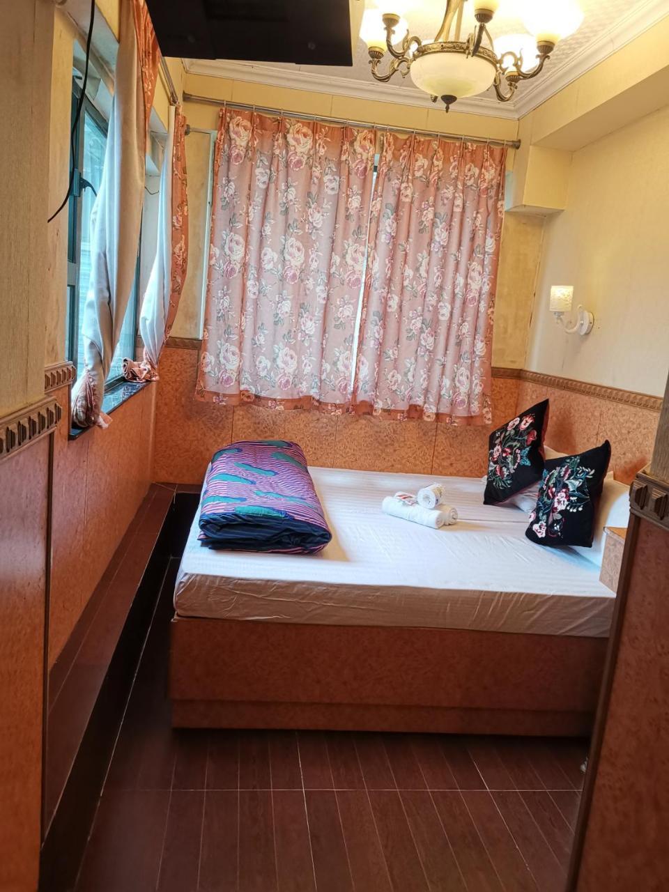 Pay-Less A2 Otel Hong Kong Dış mekan fotoğraf