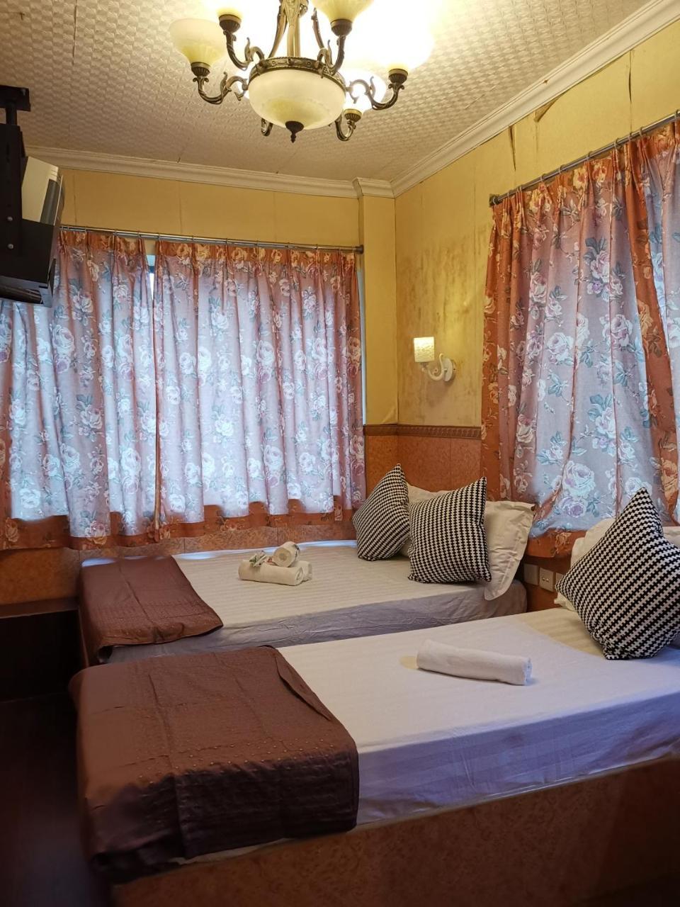 Pay-Less A2 Otel Hong Kong Dış mekan fotoğraf