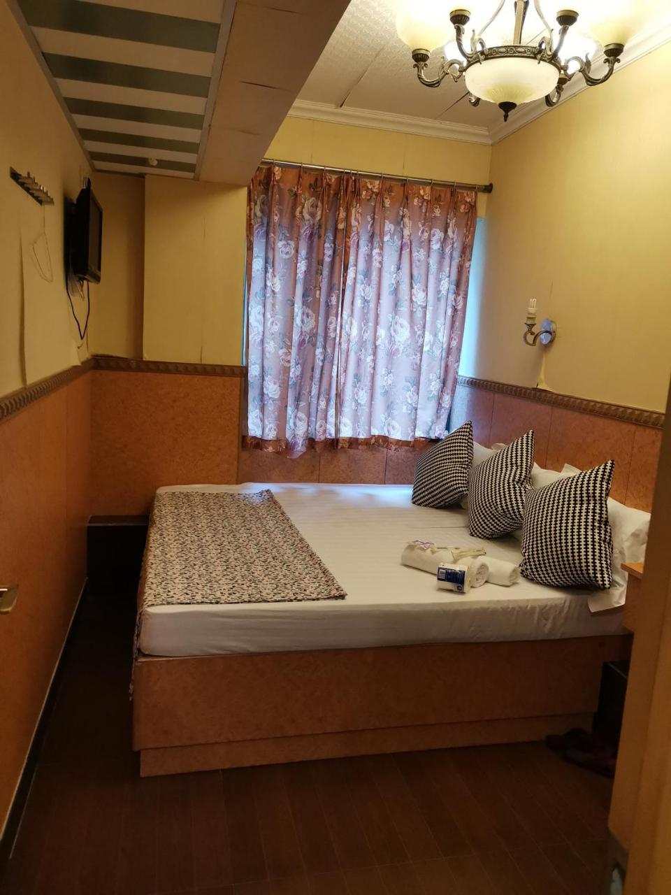 Pay-Less A2 Otel Hong Kong Dış mekan fotoğraf